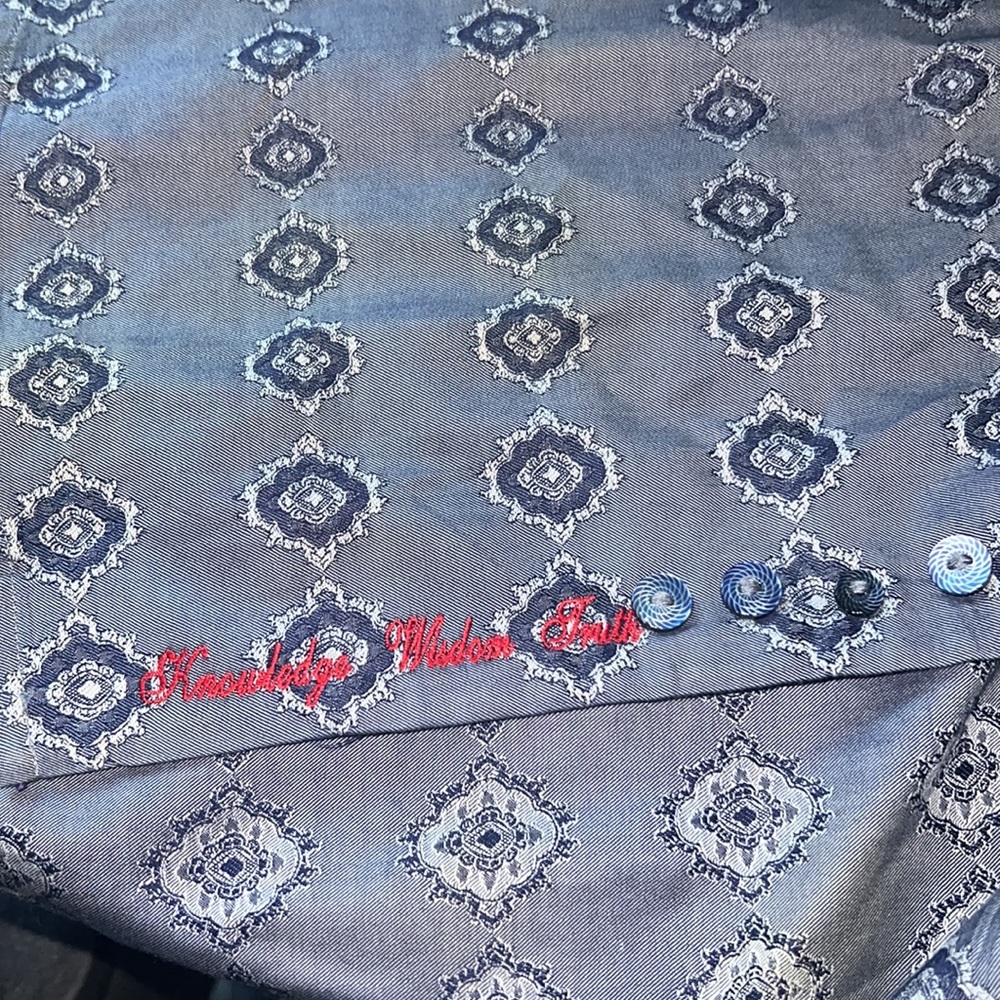 Robert Graham - Picture 5 of 5